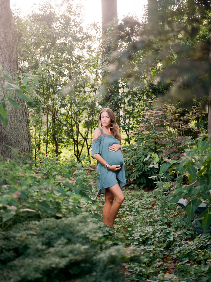 Wilmington Maternity Photographer Gillian Claire
