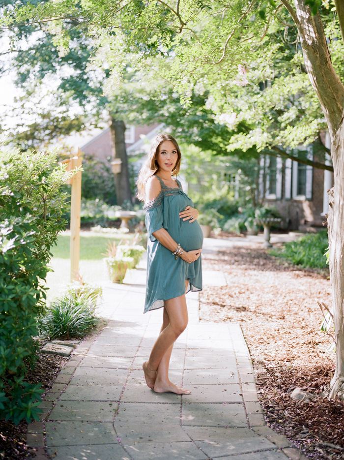 Wilmington Maternity Photographer Gillian Claire