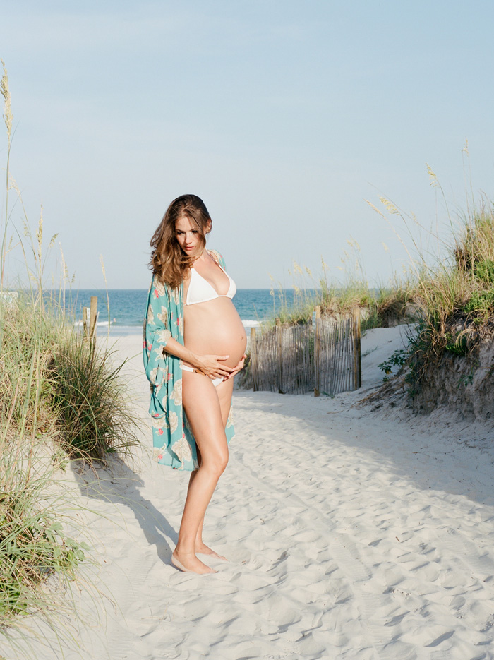 Wilmington Maternity Photographer Gillian Claire