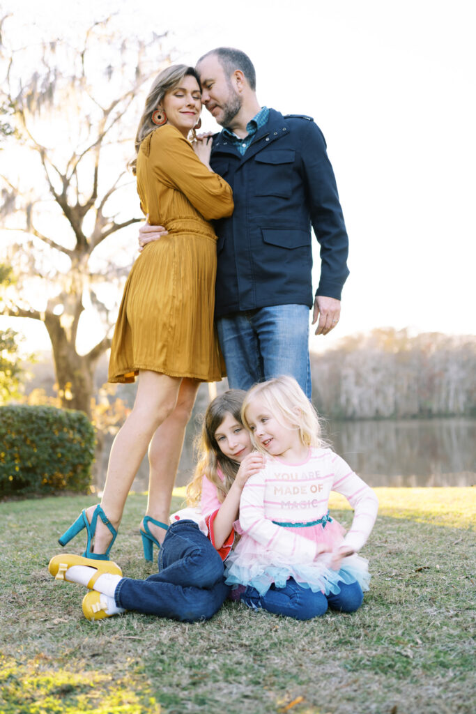 Family photos at Wachesaw Plantation by myrtle beach photographer gillian claire