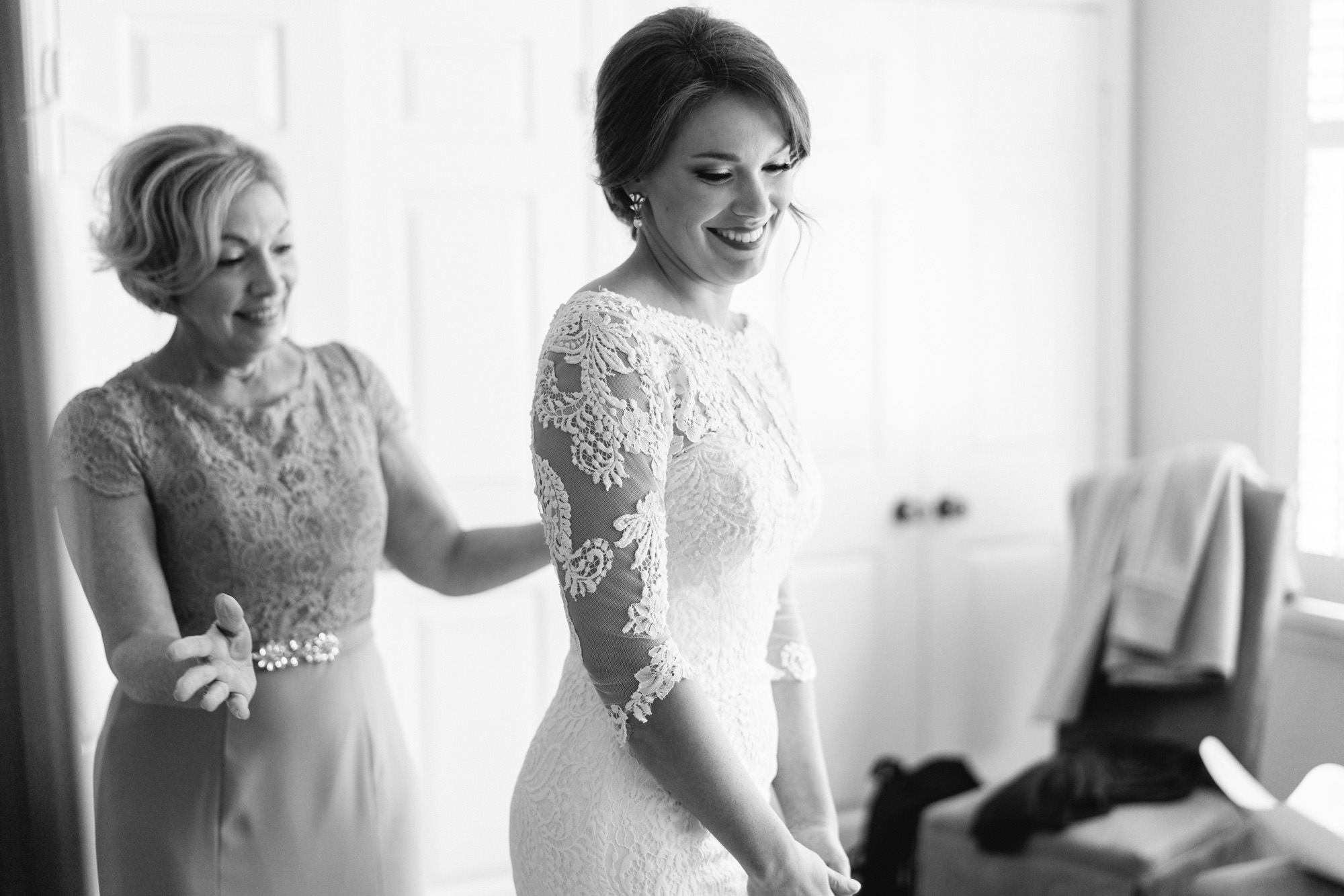 Wachesaw Plantation wedding under the oaks by Gillian Claire (8)