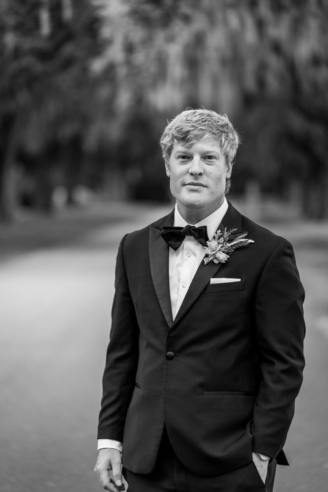 groom portrait at caledonia plantation